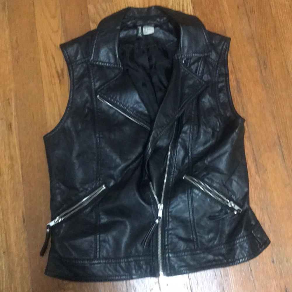 H&M faux black leather vest. Size 6